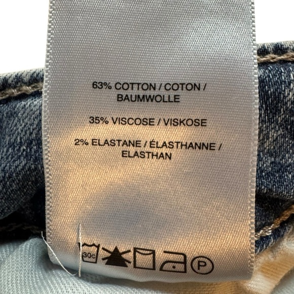 Silver Zac Shorts Men’s Size 34”X 12”Faded Blue Mid Rise Zipper Stretch Jean - Picture 7 of 8